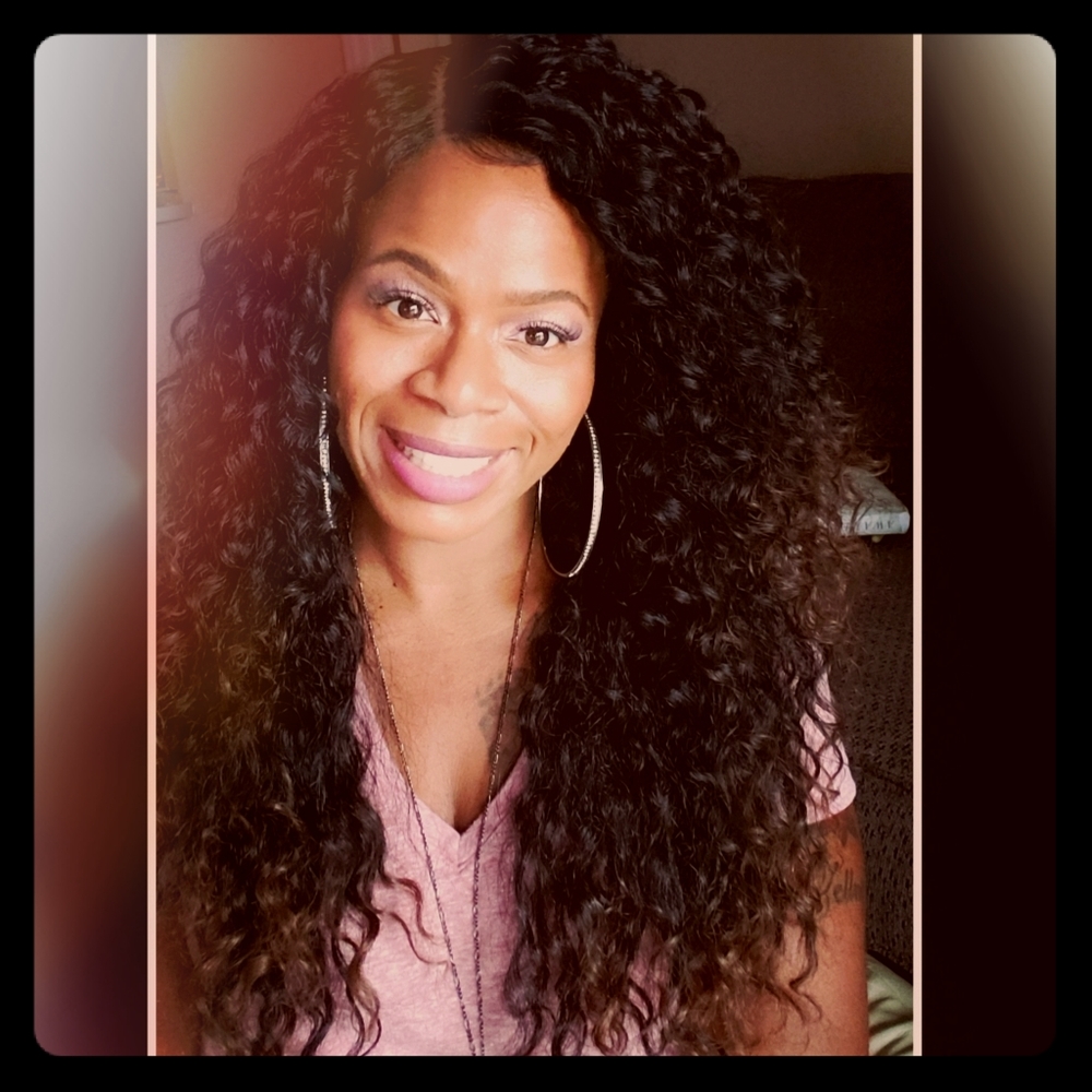 Meet your Posher, Angeliqua